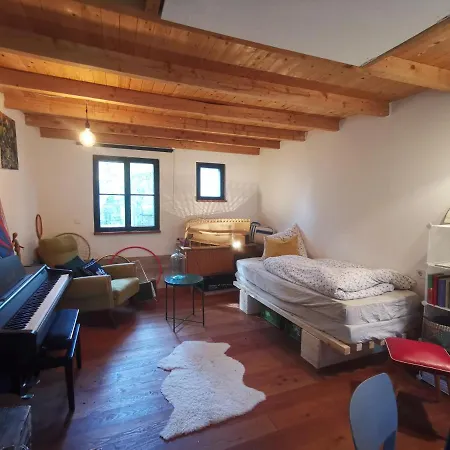 Atelier & Gardenhouse Glamping * München